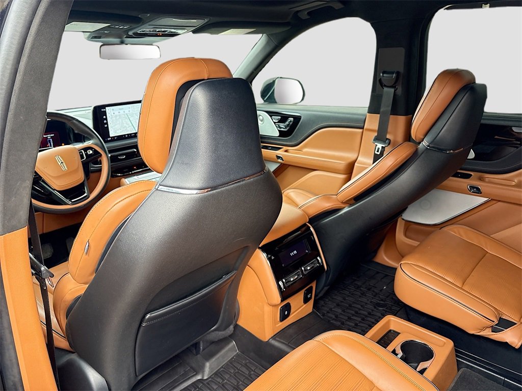 Used 2025 Lincoln Aviator Black Label w/ Jet Appearance Package image 26