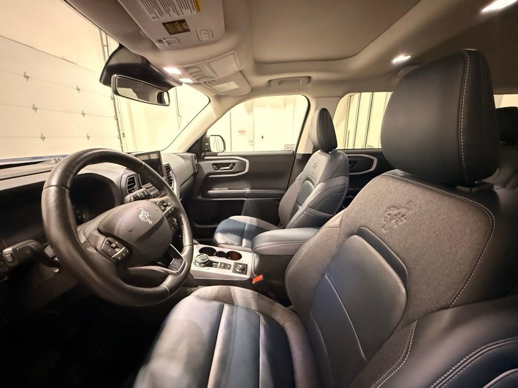 Used 2023 Ford Bronco Sport Outer Banks w/ Tech Package image 17