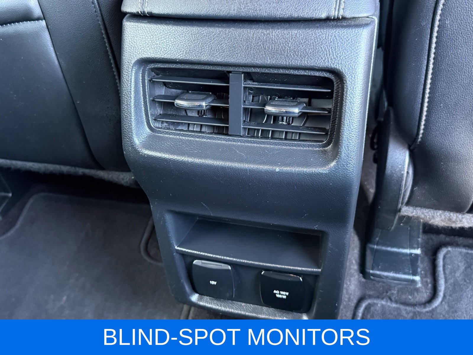 Used 2020 Ford Edge Titanium FWD image 20