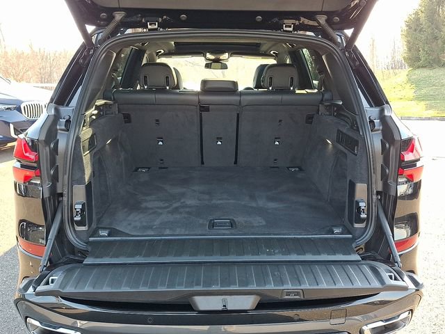 Used 2024 BMW X5 xDrive40i w/ M Sport Package image 27