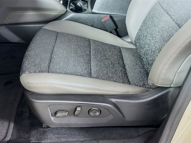 Used 2024 Chevrolet Colorado ZR2 w/ Safety Package image 21