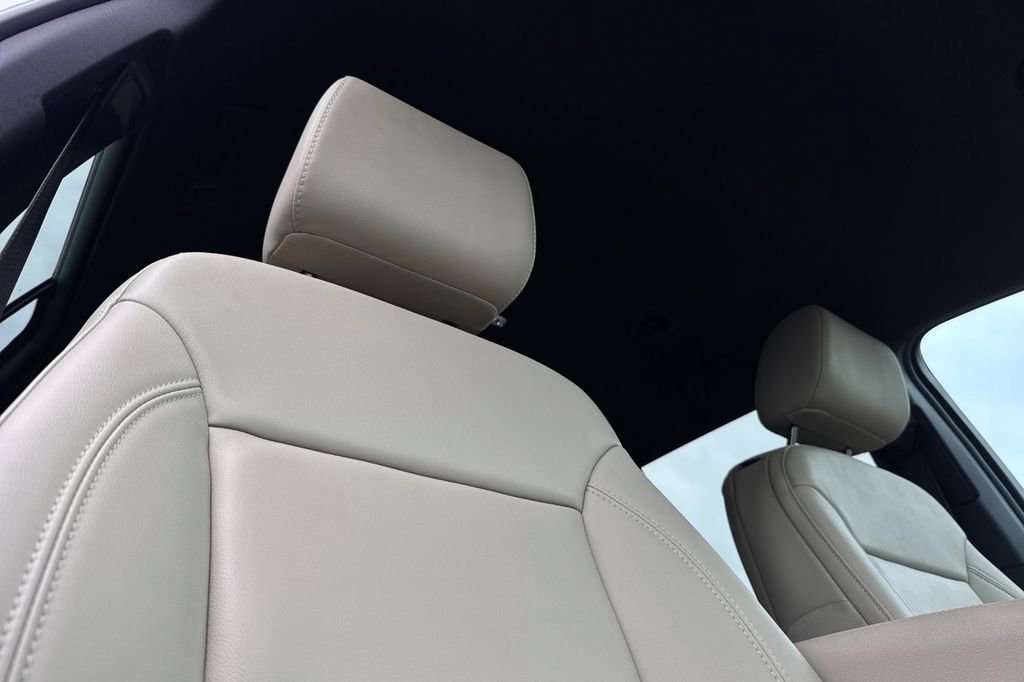 Certified 2023 Chevrolet Traverse LT w/ LT Premium Package image 20