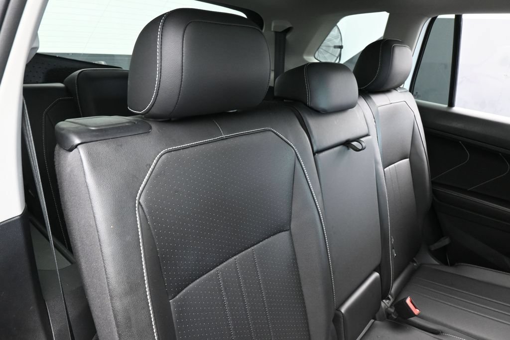 Used 2023 Volkswagen Tiguan SE FWD image 40
