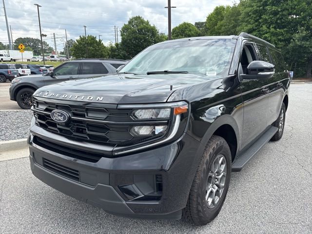 New 2026 Ford Expedition Max Active RWD image 4
