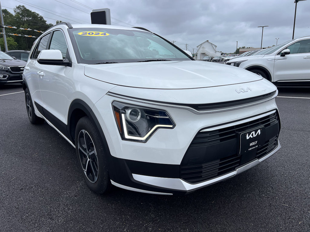 Certified 2024 Kia Niro EX w/ EX Cold Weather Package FWD image 12