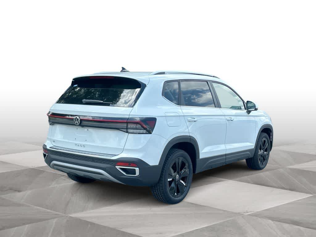 New 2026 Volkswagen Taos SE FWD image 8