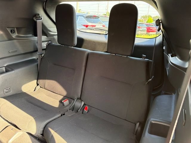 Used 2023 Mitsubishi Outlander ES FWD image 15