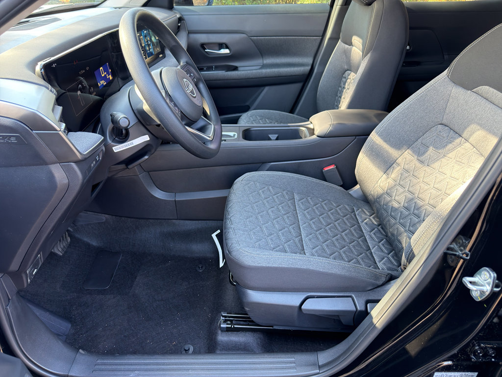 New 2026 Nissan Kicks SV w/ SV Premium Package image 15