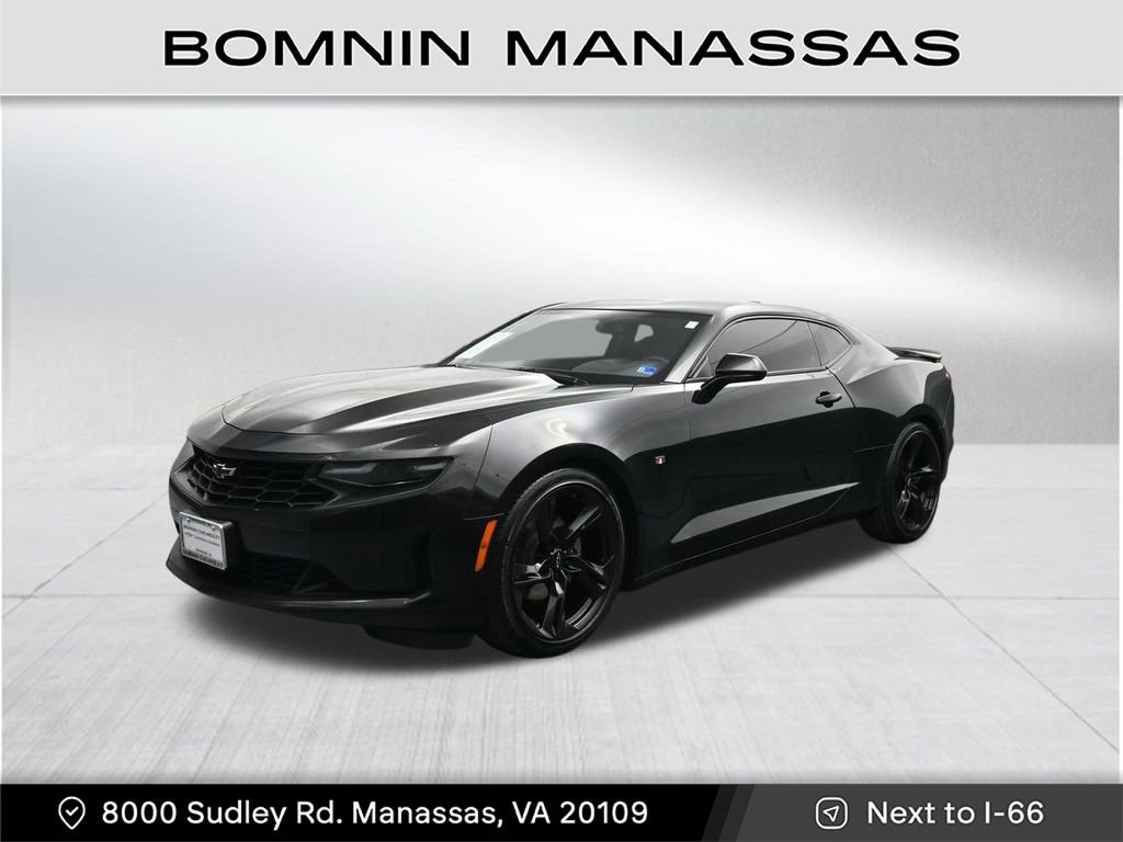 Used 2021 Chevrolet Camaro LT image 1