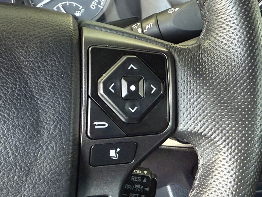 Certified 2023 Toyota Tacoma TRD Off-Road image 29