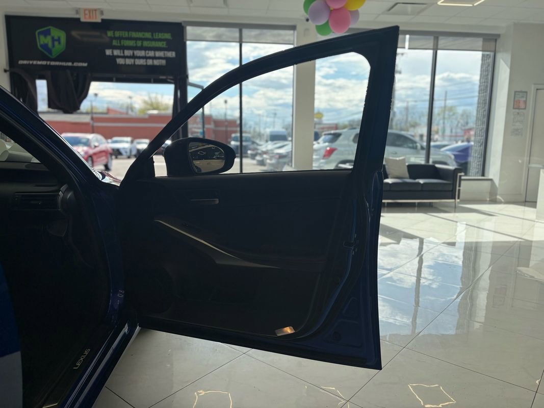 Used 2019 Lexus IS 300 F Sport w/ F Sport Package image 35