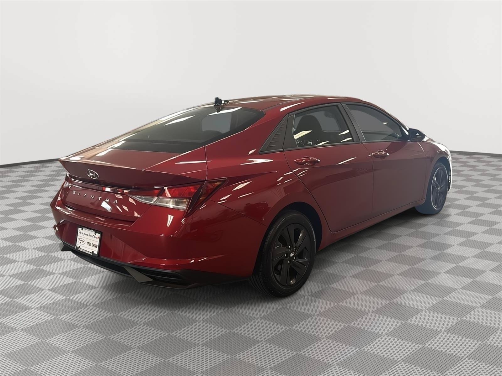 Certified 2023 Hyundai Elantra SEL FWD image 5