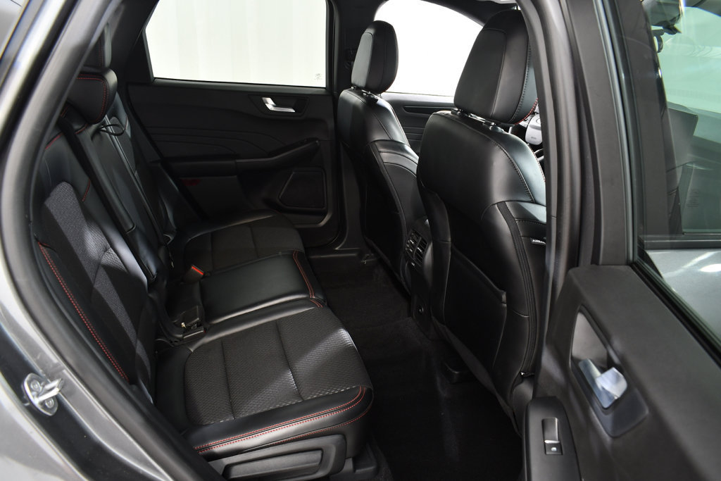 Used 2024 Ford Escape ST-Line w/ Tech Pack #1 AWD/4WD image 19