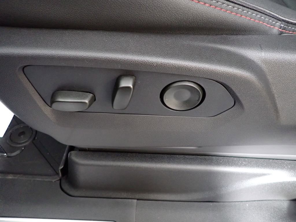 New 2026 Chevrolet Suburban RST w/ Advanced Technology Package image 29