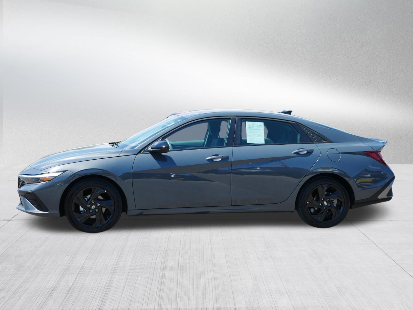 Certified 2026 Hyundai Elantra Sport w/ Cargo Package FWD image 4