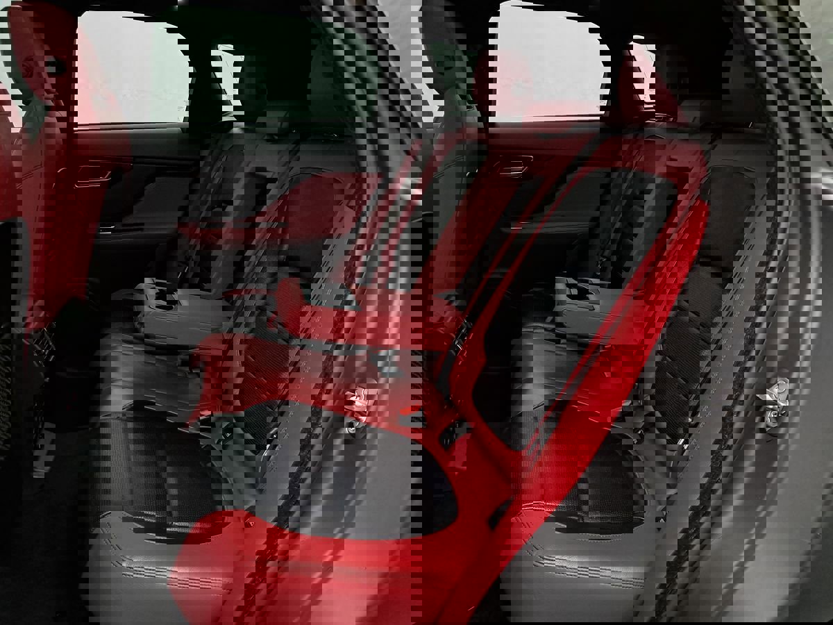 Used 2019 Jaguar F-PACE S image 32