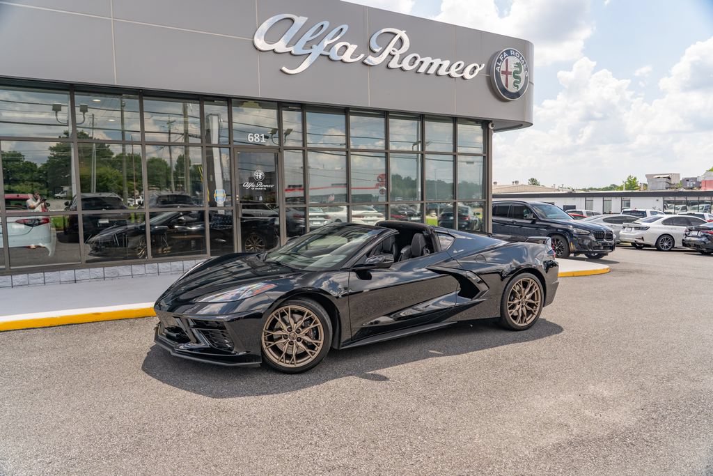 Used 2024 Chevrolet Corvette Stingray Preferred Cpe w/ Z51 Performance Package RWD image 2