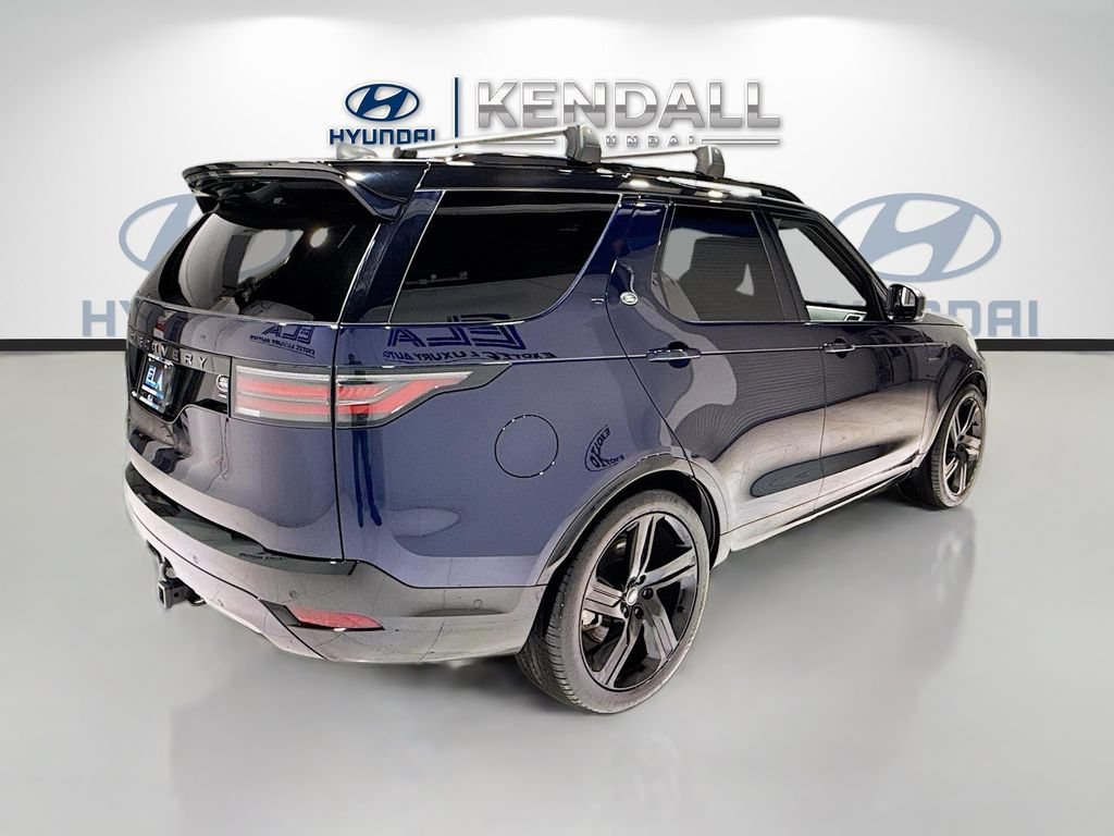 Used 2023 Land Rover Discovery HSE R-Dynamic AWD/4WD image 7