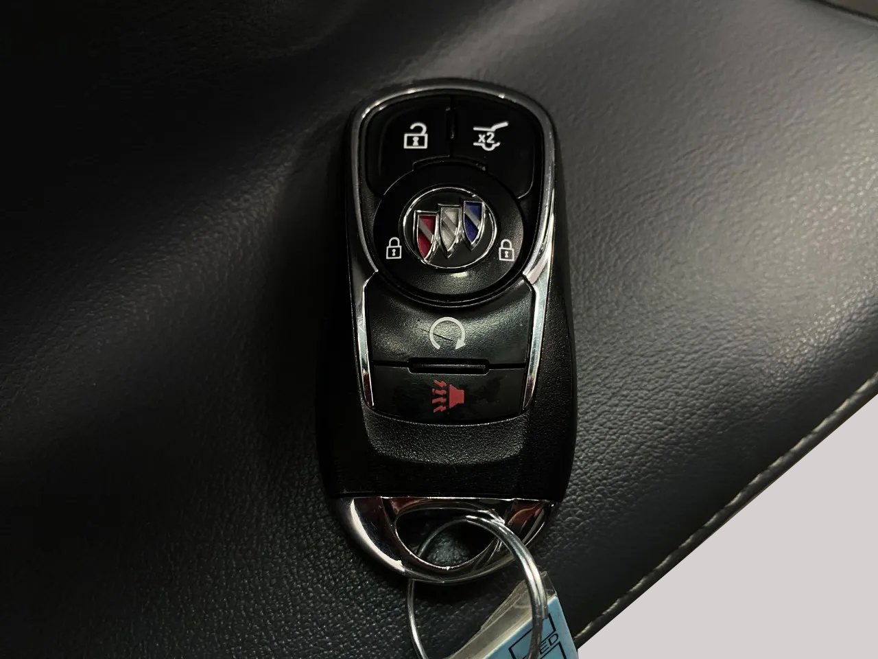 Used 2022 Buick Enclave Essence w/ Experience Buick Package image 33