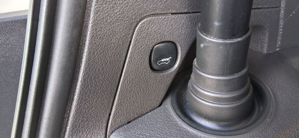 Used 2016 Ford Flex Limited w/ Equipment Group 303A AWD/4WD image 17