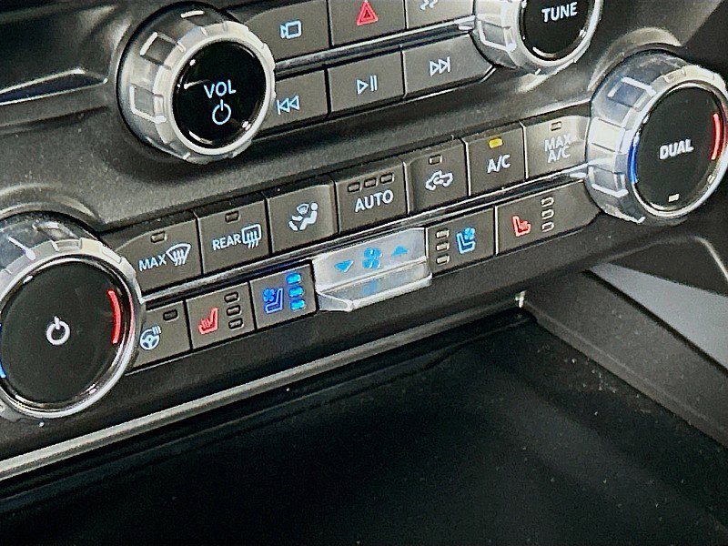 New 2025 Ford F250 Lariat w/ Lariat Ultimate Package image 18