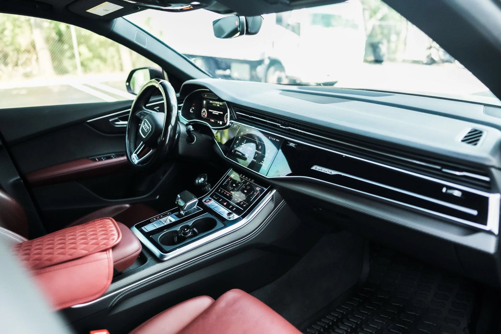 Used 2024 Audi SQ8 Premium Plus AWD/4WD image 19