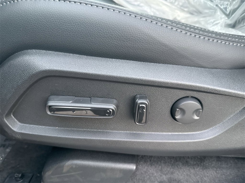 New 2025 Honda Pilot EX-L image 14