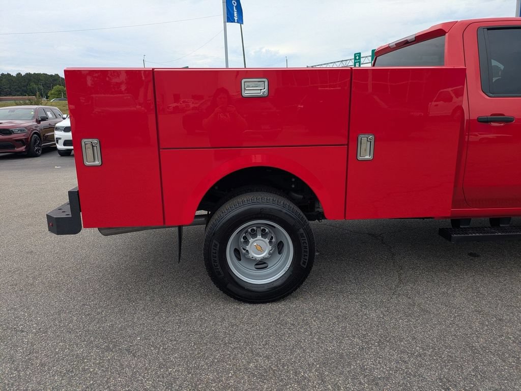 New 2025 Chevrolet Silverado 3500 W/T RWD image 28