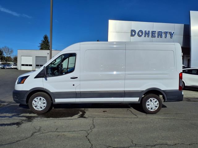 Certified 2022 Ford E-Transit Medium Roof image 9