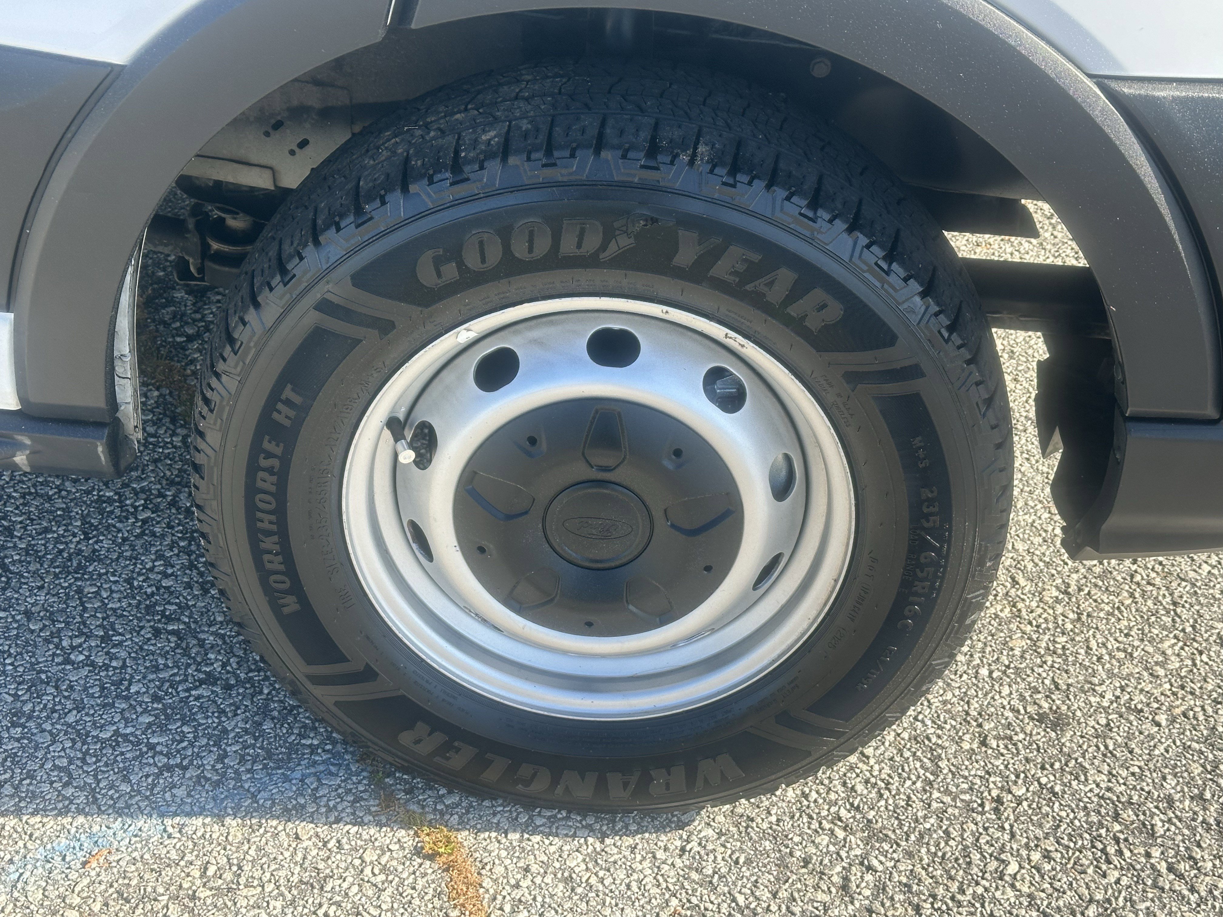 Used 2023 Ford Transit 350 148 High Roof Extended image 15