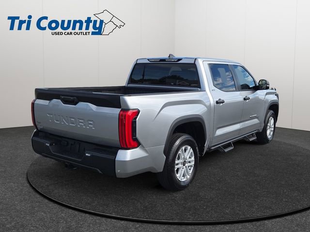 Used 2025 Toyota Tundra SR5 w/ SR5 Convenience Package AWD/4WD image 8