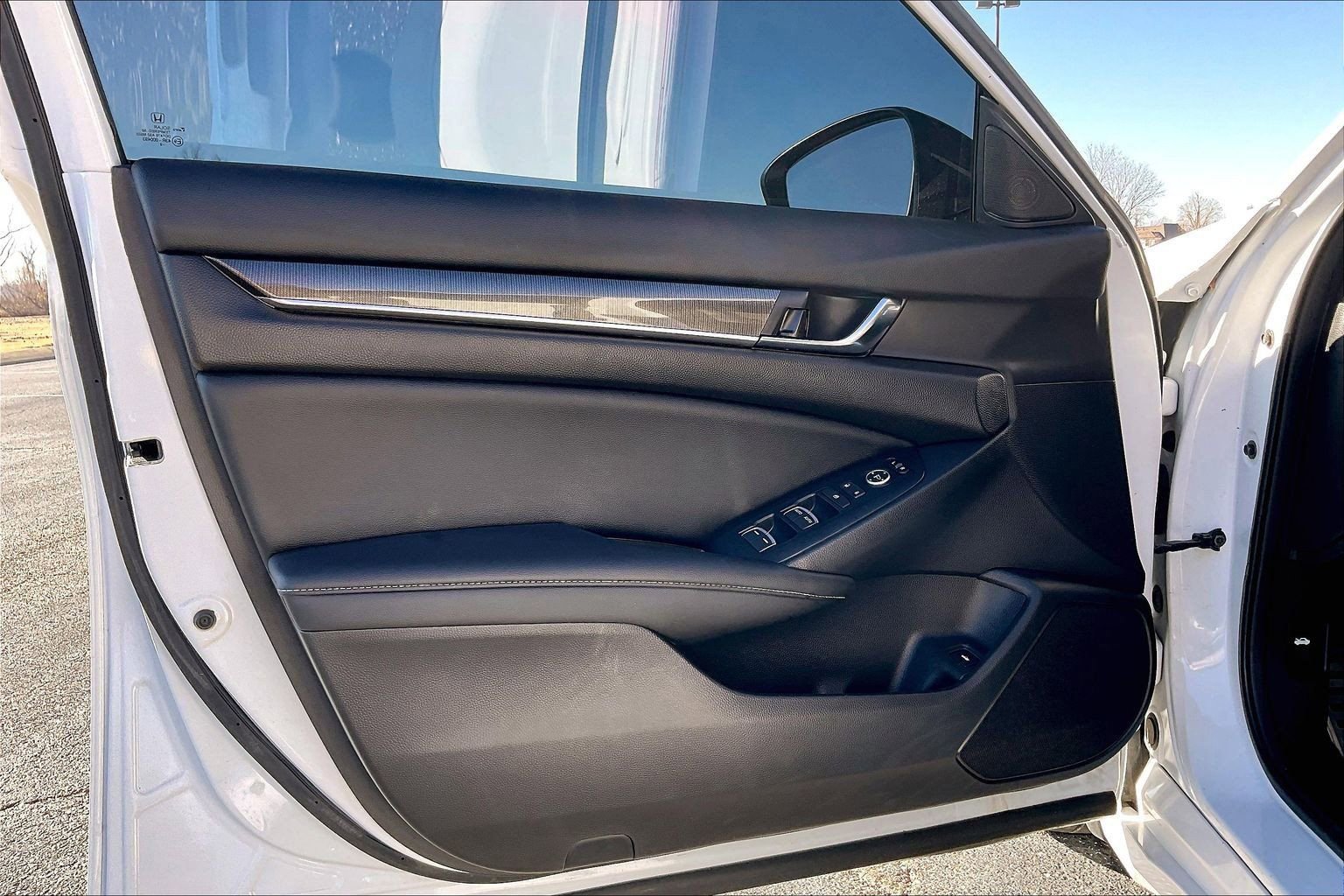 Used 2022 Honda Accord Sport image 18