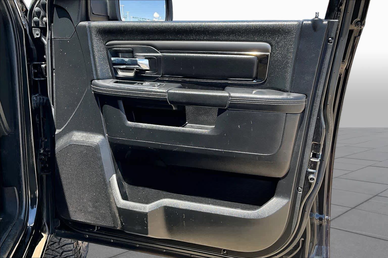 Used 2015 RAM 1500 Sport w/ Convenience Group AWD/4WD image 23