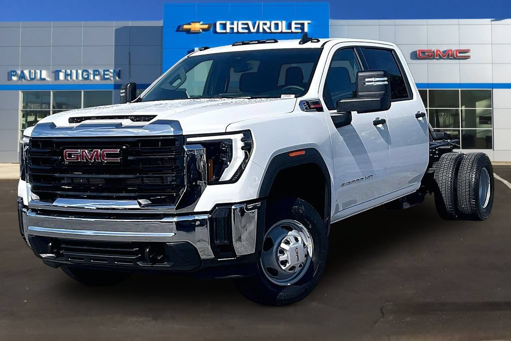 New 2026 GMC Sierra 3500 Pro w/ Convenience Package AWD/4WD image 2