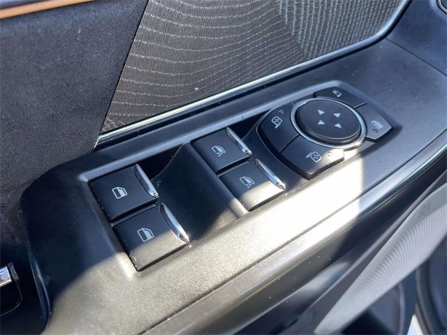 Certified 2022 Ford F150 Platinum w/ Equipment Group 701A High image 18