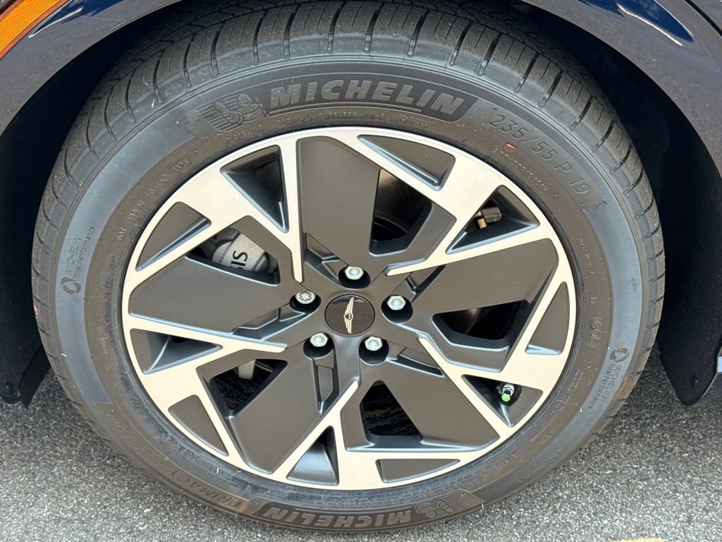 New 2026 Genesis GV60 RWD image 11