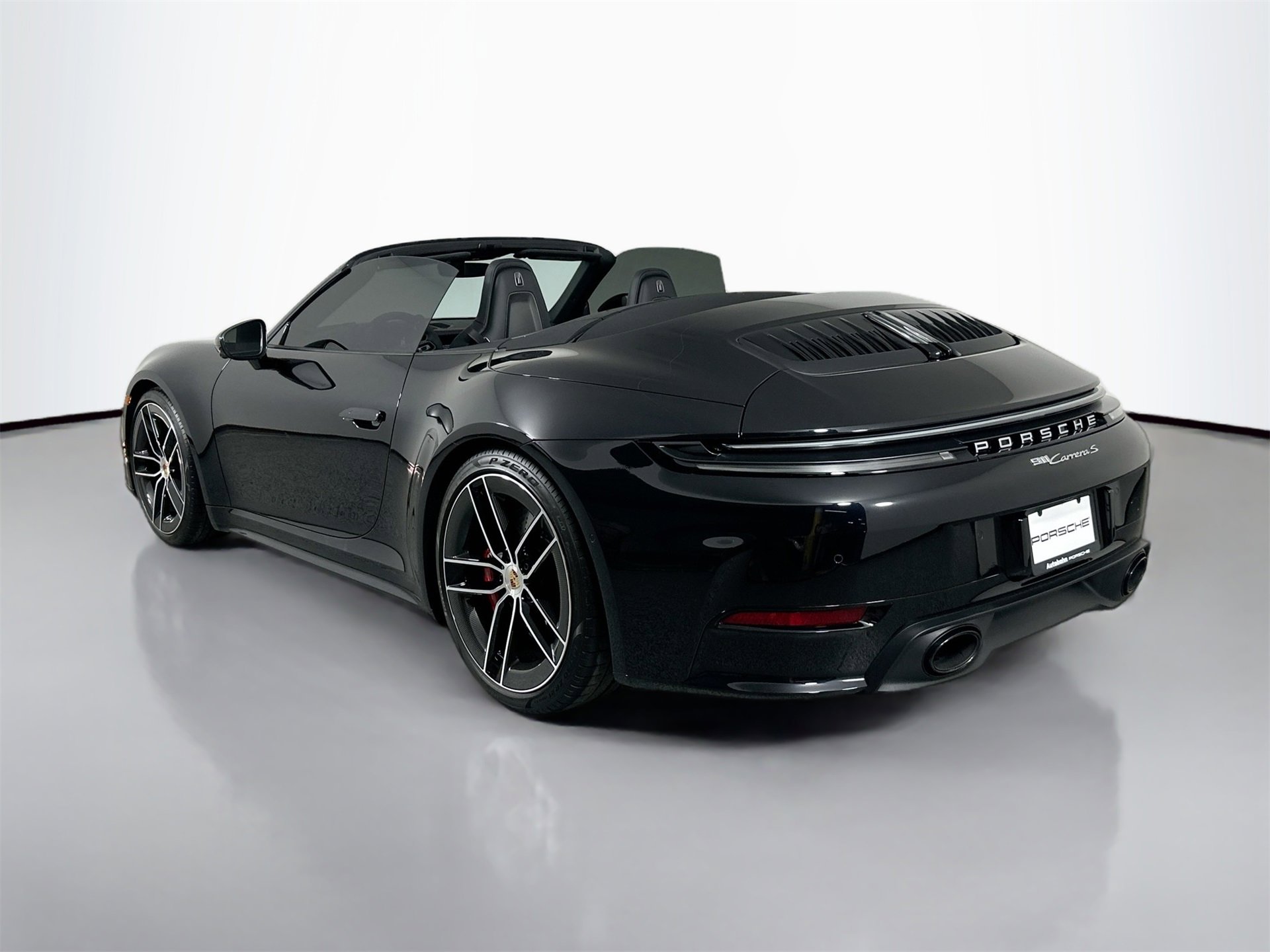 Certified 2025 Porsche 911 Carrera S image 3