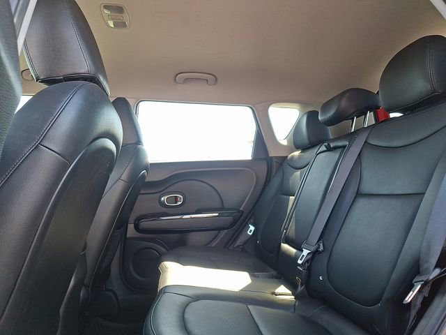 Used 2016 Kia Soul ! FWD image 10