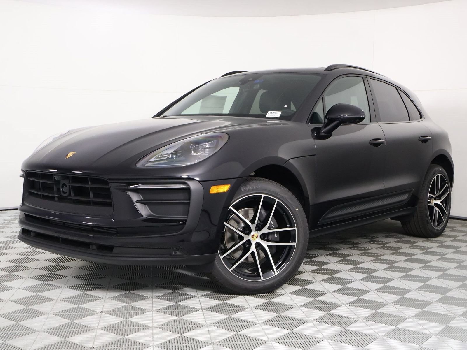 New 2026 Porsche Macan AWD/4WD image 1