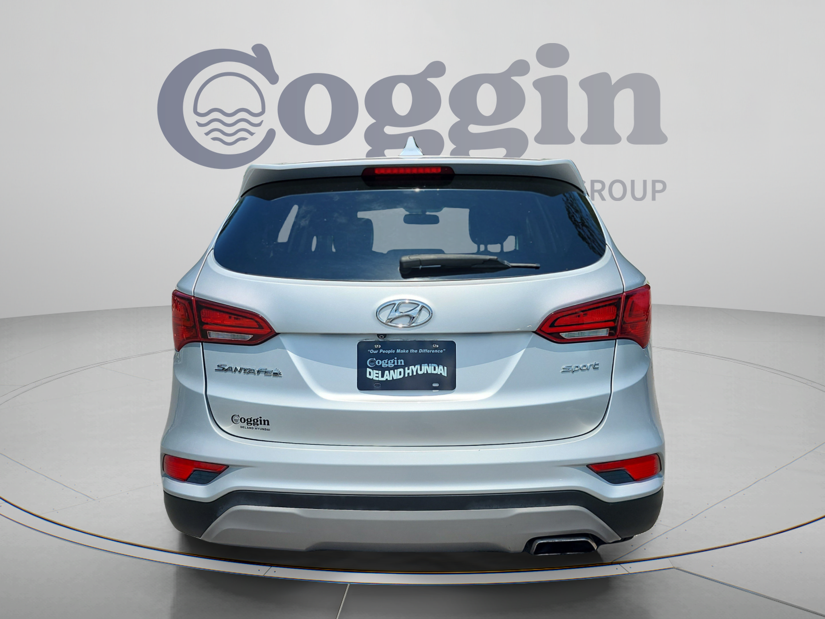 Used 2017 Hyundai Santa Fe Sport FWD image 4