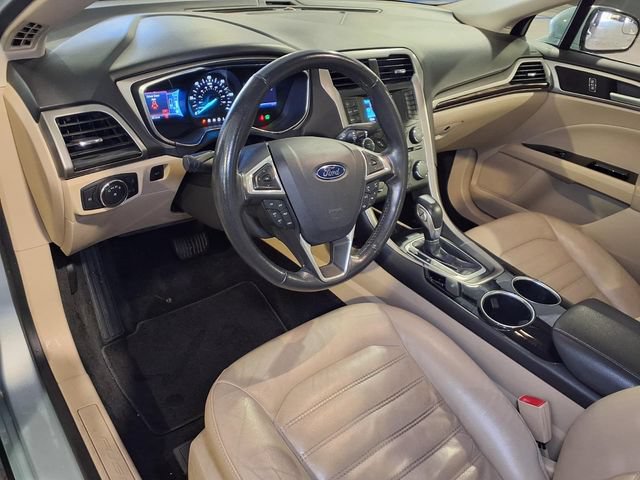 Used 2013 Ford Fusion SE FWD image 4