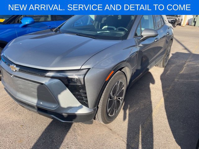 Used 2024 Chevrolet Blazer EV LT AWD/4WD image 2
