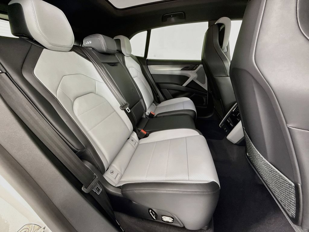 New 2026 Porsche Cayenne S AWD/4WD image 29