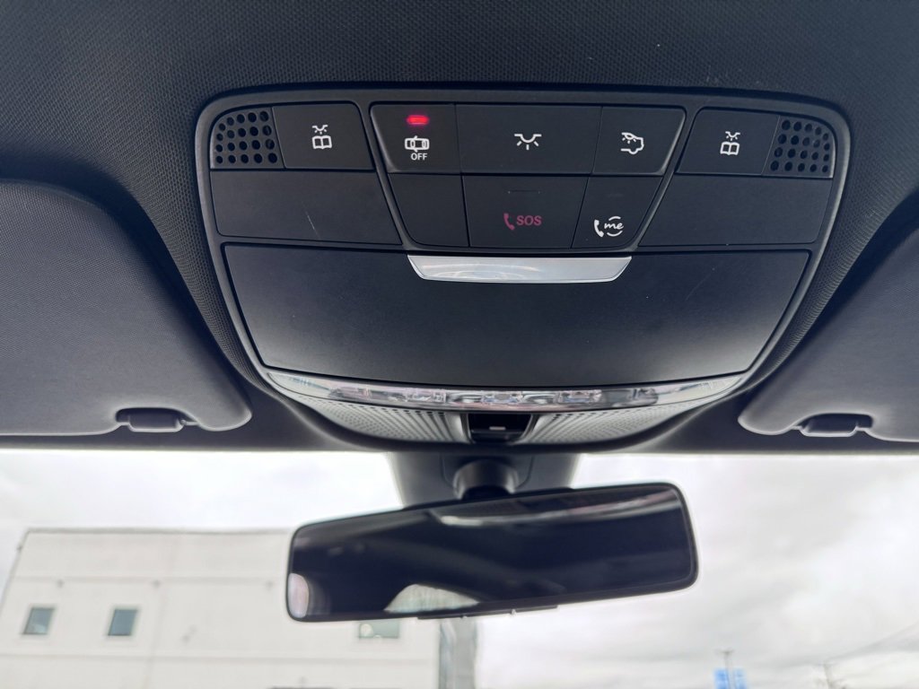 Used 2020 Mercedes-Benz C 300 Sedan image 28