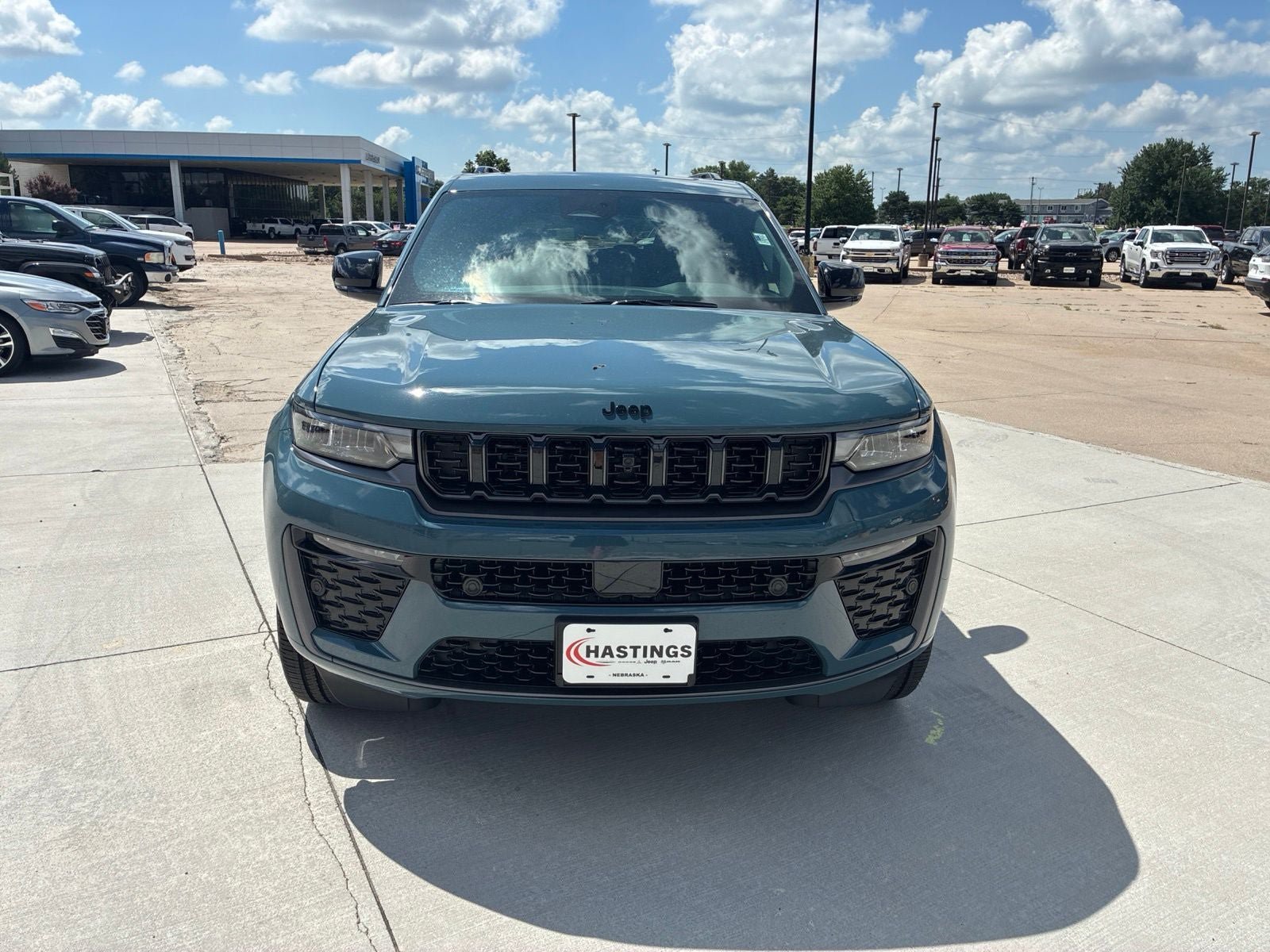 New 2026 Jeep Grand Cherokee L Limited AWD/4WD image 10