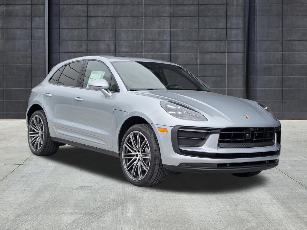 New 2026 Porsche Macan AWD/4WD image 6