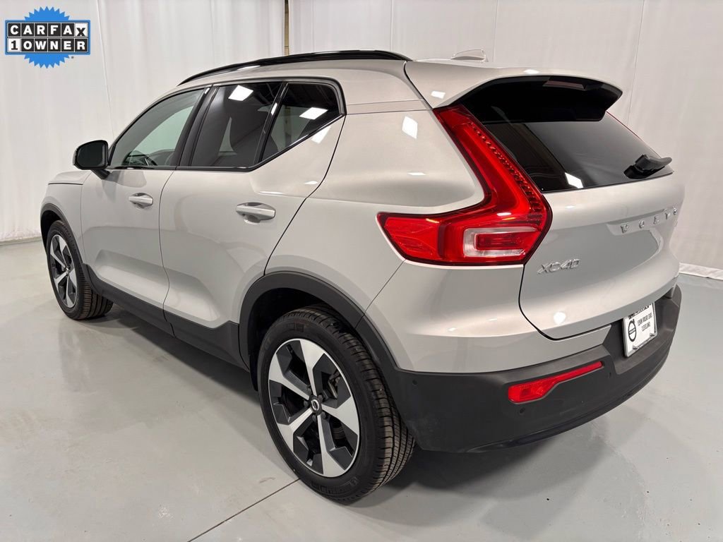 Certified 2025 Volvo XC40 B5 Plus image 9