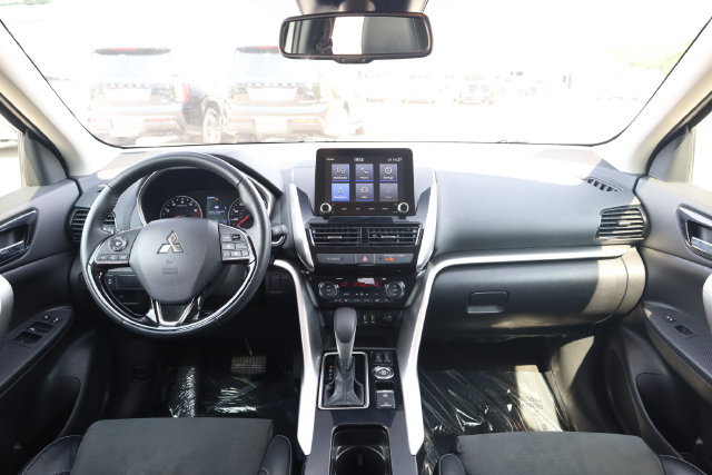 Used 2025 Mitsubishi Eclipse Cross SE AWD/4WD image 16