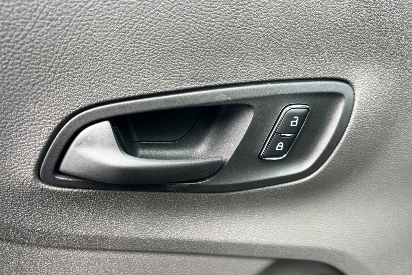 New 2026 Ford E-Transit Low Roof w/ Load Area Protection Package image 11