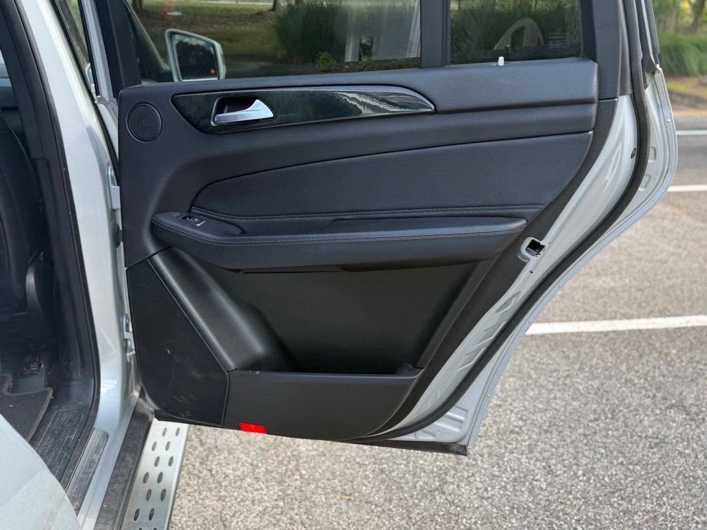 Used 2018 Mercedes-Benz GLS 450 4MATIC image 18